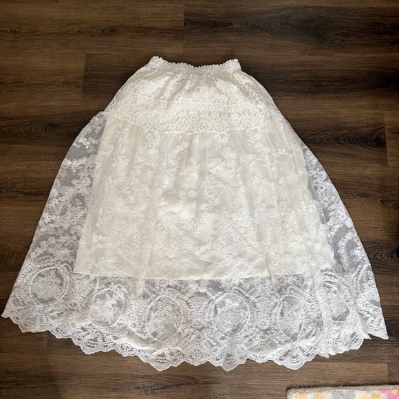 No Label Dresses & Skirts - White Lace A-Line Maxi Skirt